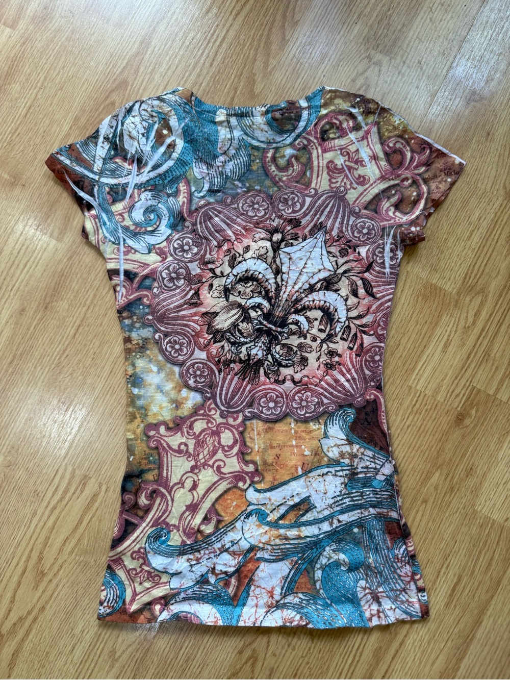 Daytrip Y2K Fleur de Lis Rhinestone Graphic Top S Made USA - Picture 4 of 7